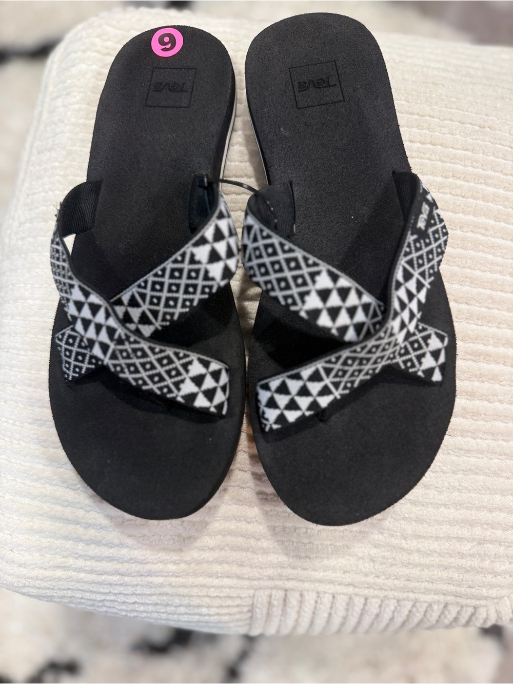 Teva Mush Kalea Sandals Black White Geometric Flip Flops Women’s 9 - Picture 3 of 8
